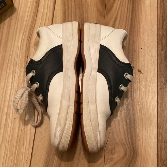 KEDS saddle tennis shoes - Picture 4 of 4